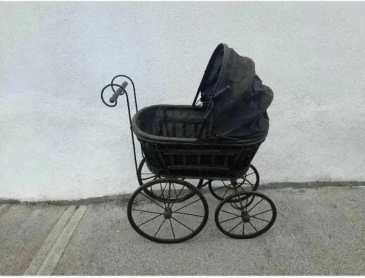 Ornamental prams