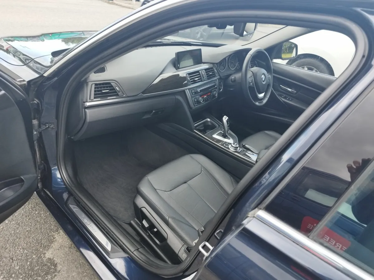 Car - Image 2
