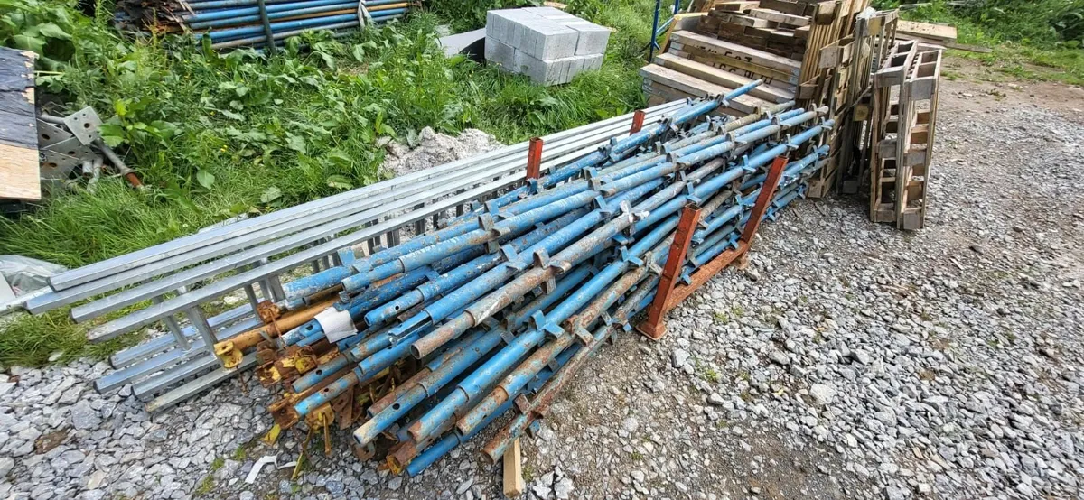 Scaffolding - can be sold in bays - Image 3