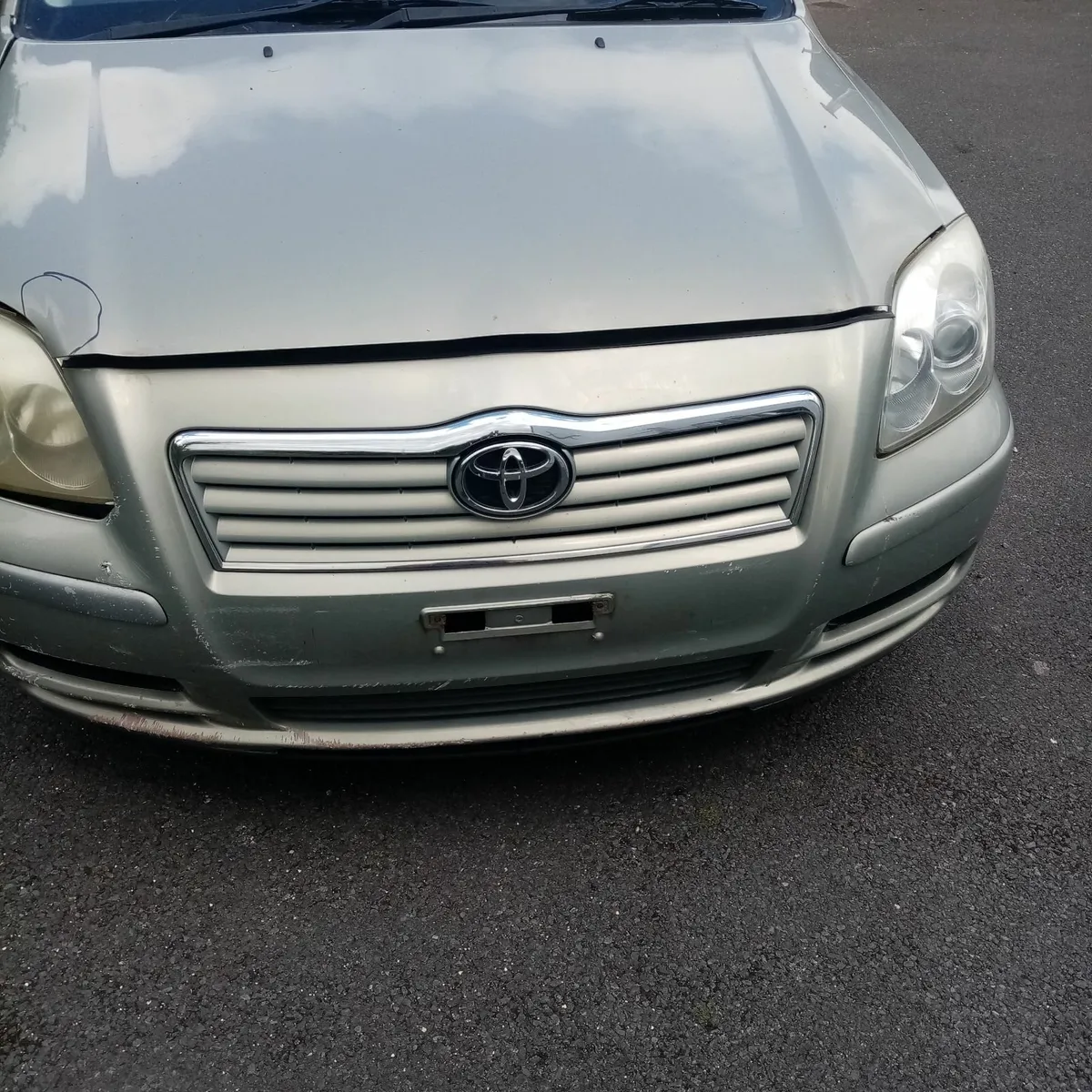 toyota avensis - Image 4