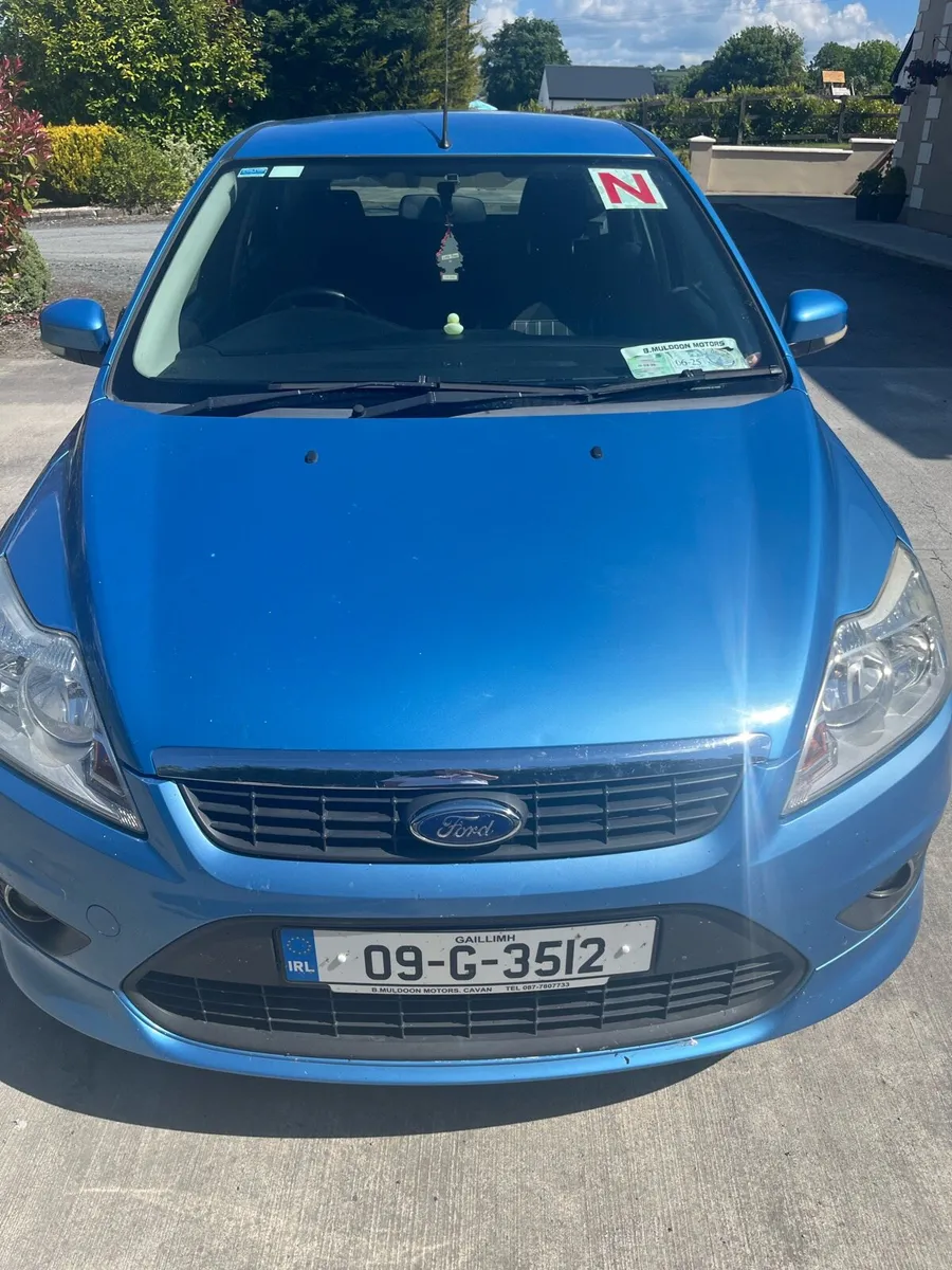Blue Ford Focus - Image 2