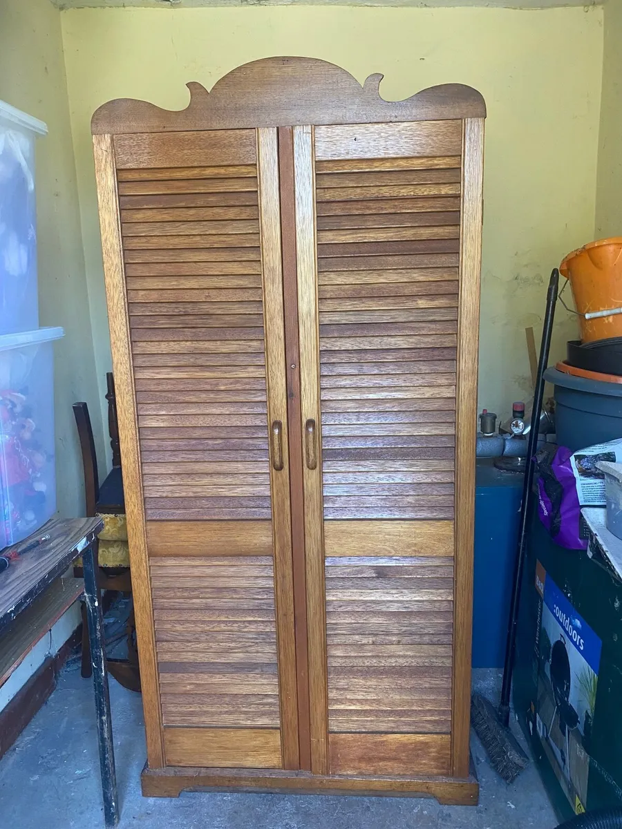 Cabinet - Image 3
