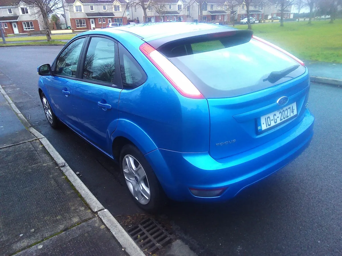 Ford Focus 2010 - Image 3