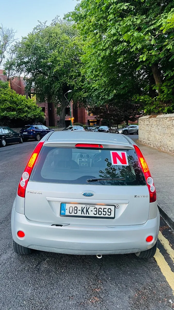 Ford fiesta 2500€ - Image 2