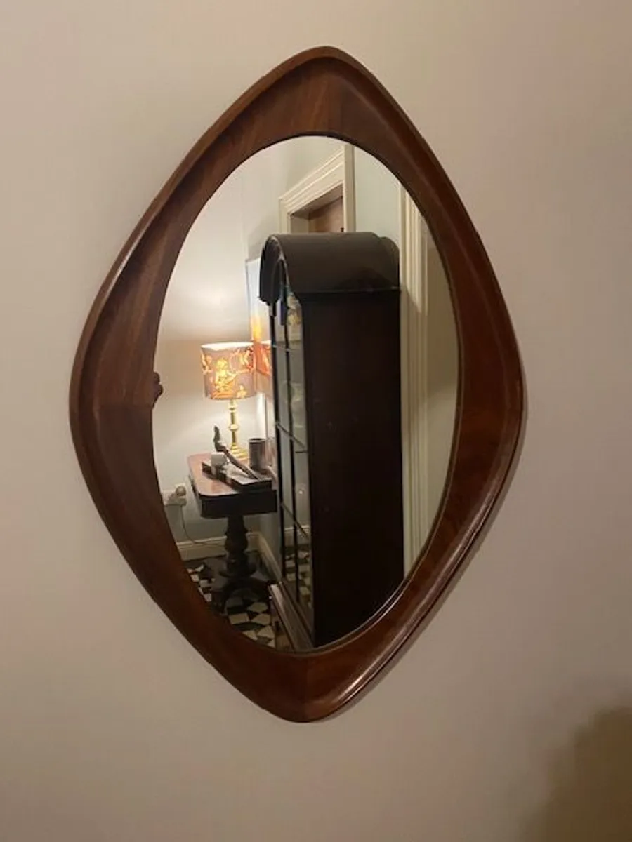 Mirror - Image 1