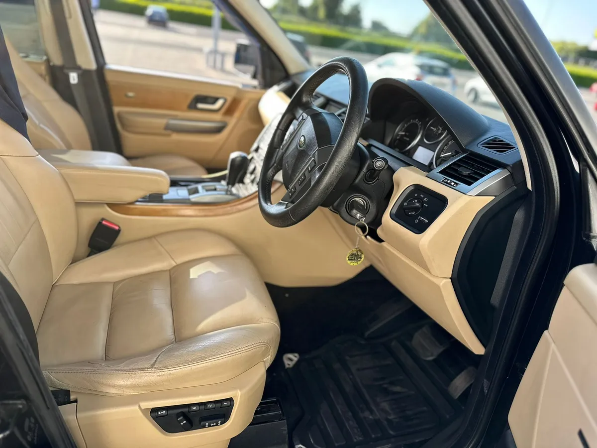 Land rover 4x4 Sport Automatic V8 330€tax - Image 4
