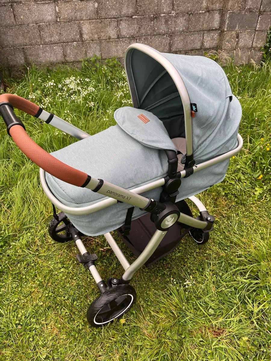 3 in 1 stroller - Image 1