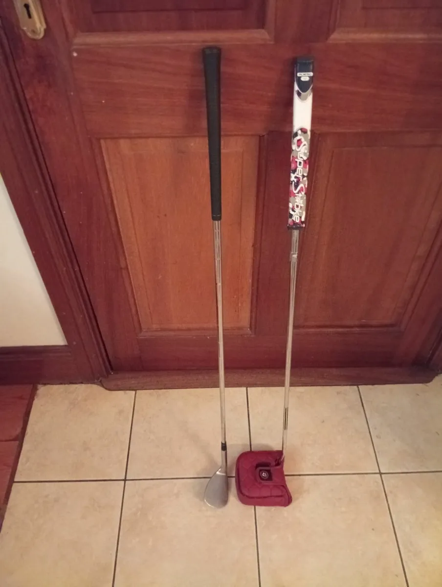 TaylorMade Pitch + Putt Set Immaculate Condition - Image 1