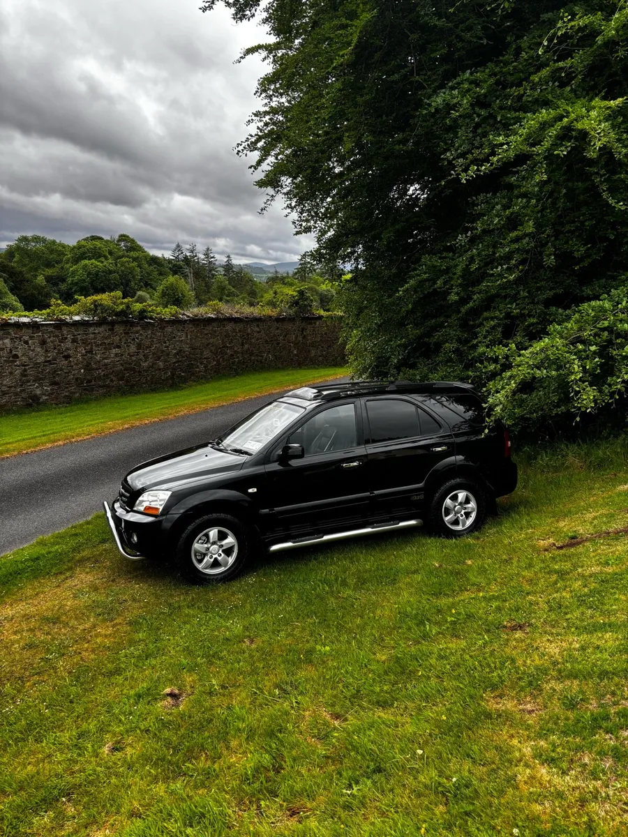 Kia Sorento GLS - Image 3