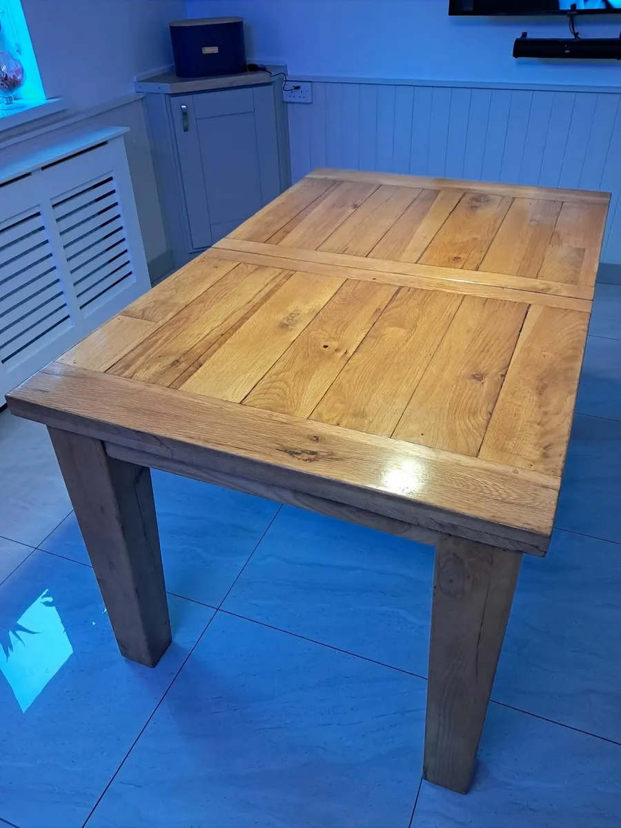 Solid oak Dining table - Image 2