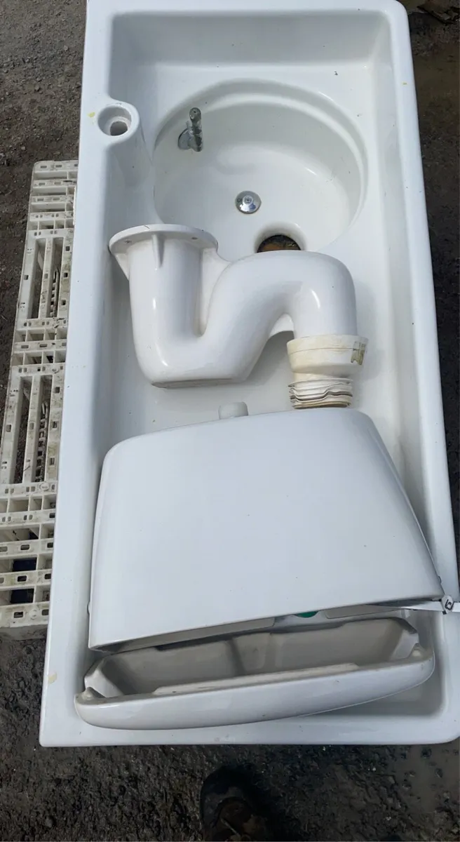 Belfast sink - Image 1