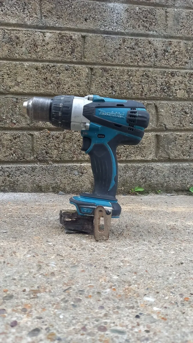 Makita Cordless Combi Drill - Image 1