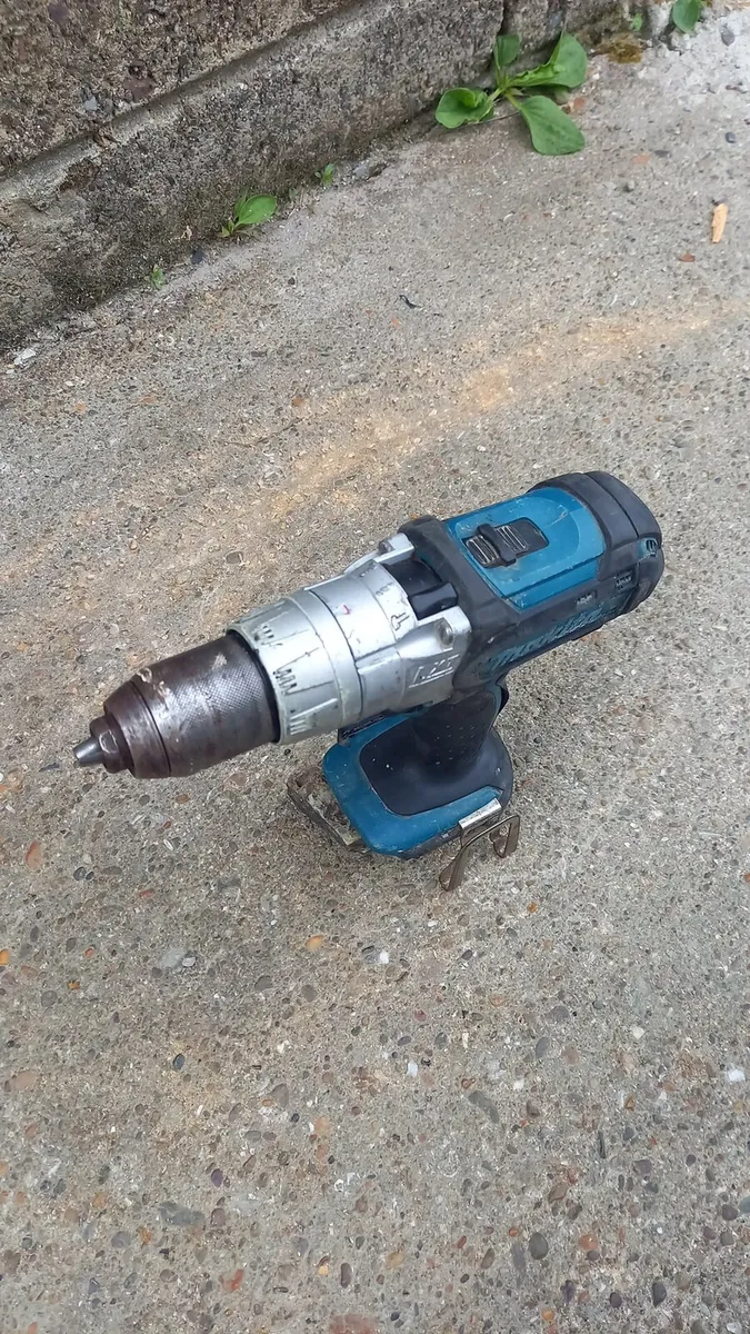 Makita Cordless Combi Drill - Image 1