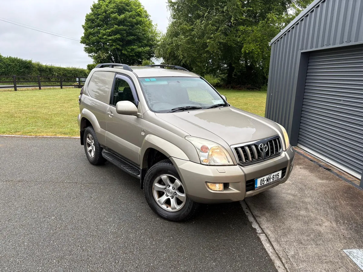 Toyota Land Cruiser 2005 - Image 1