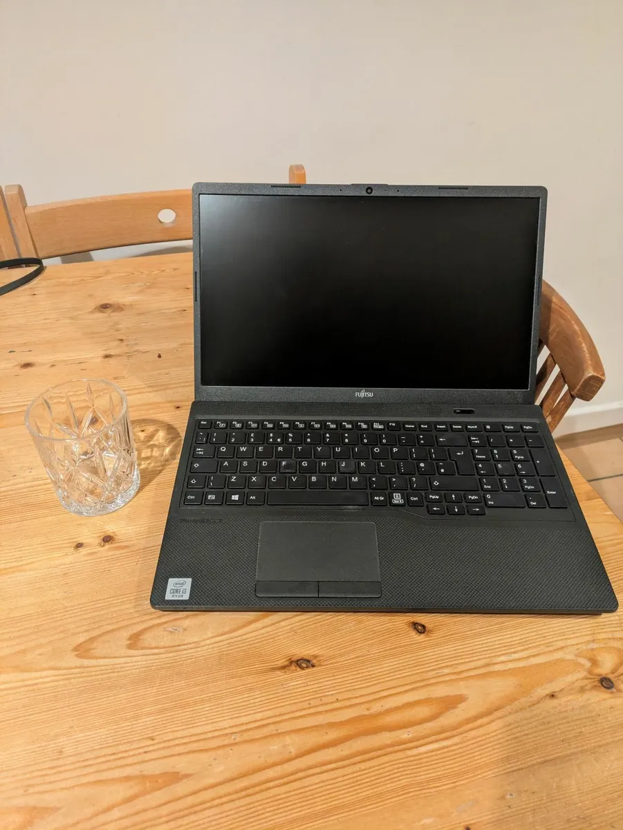 Fujitsu Laptop - Windows 10 - With Laptop Bag - Image 2