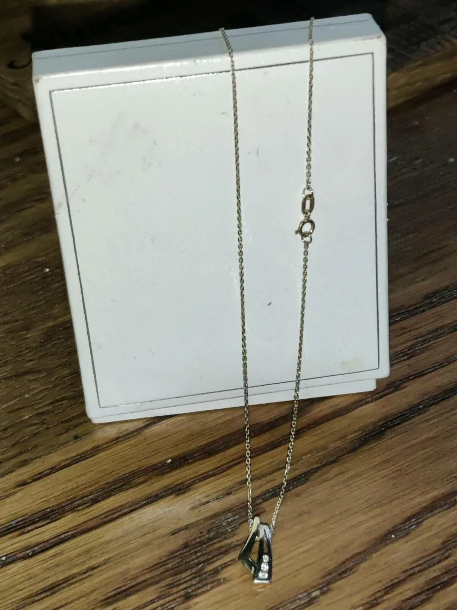 TWO TONE DIAMOND, 9CT Gold 18"Belcher Necklace ! - Image 3