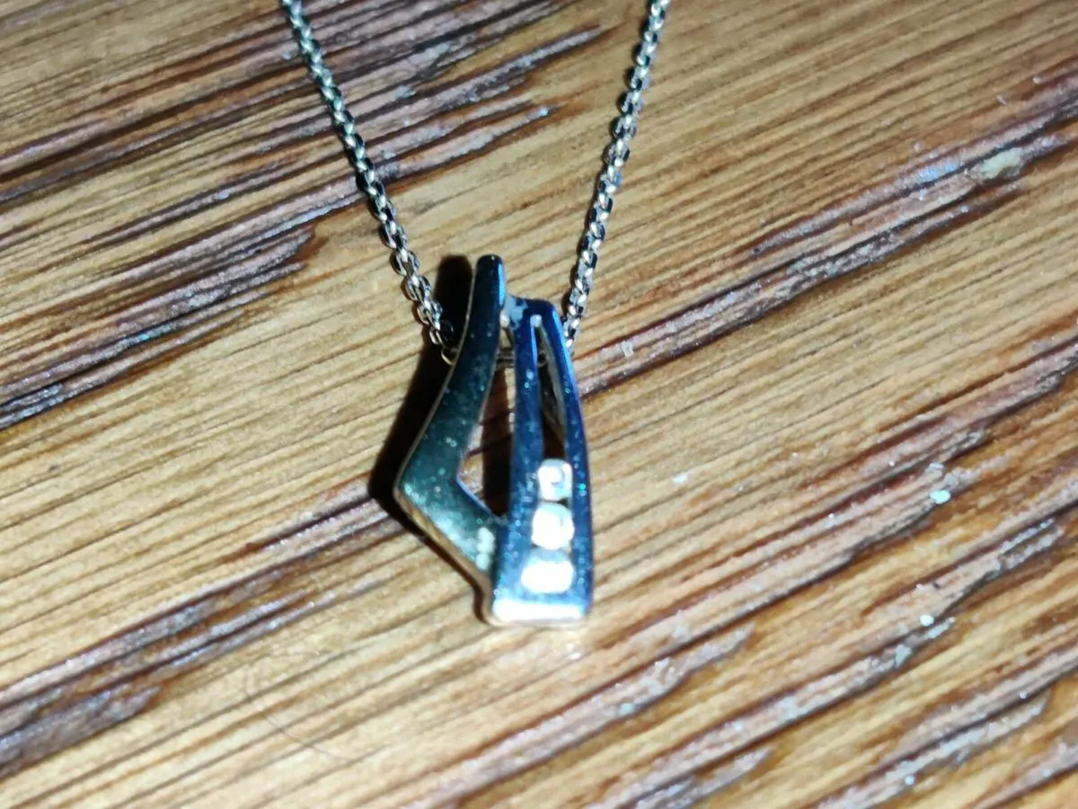 TWO TONE DIAMOND, 9CT Gold 18"Belcher Necklace ! - Image 1