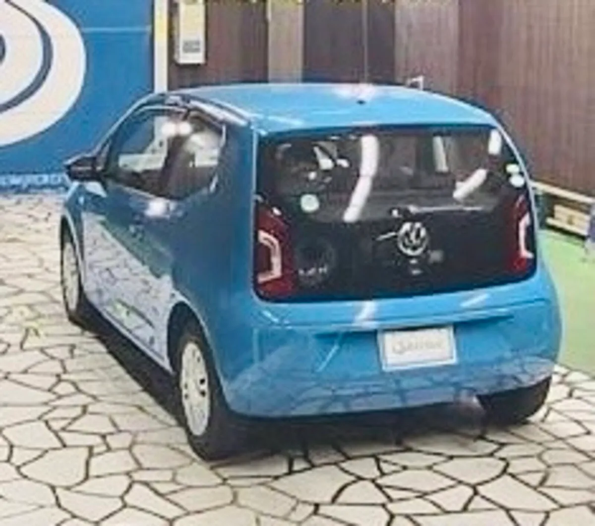 Volkswagen UP 2014 30k Automatic €6999 - Image 2