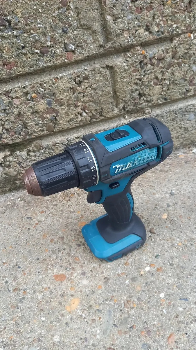 Makita Cordless Drill - Image 2
