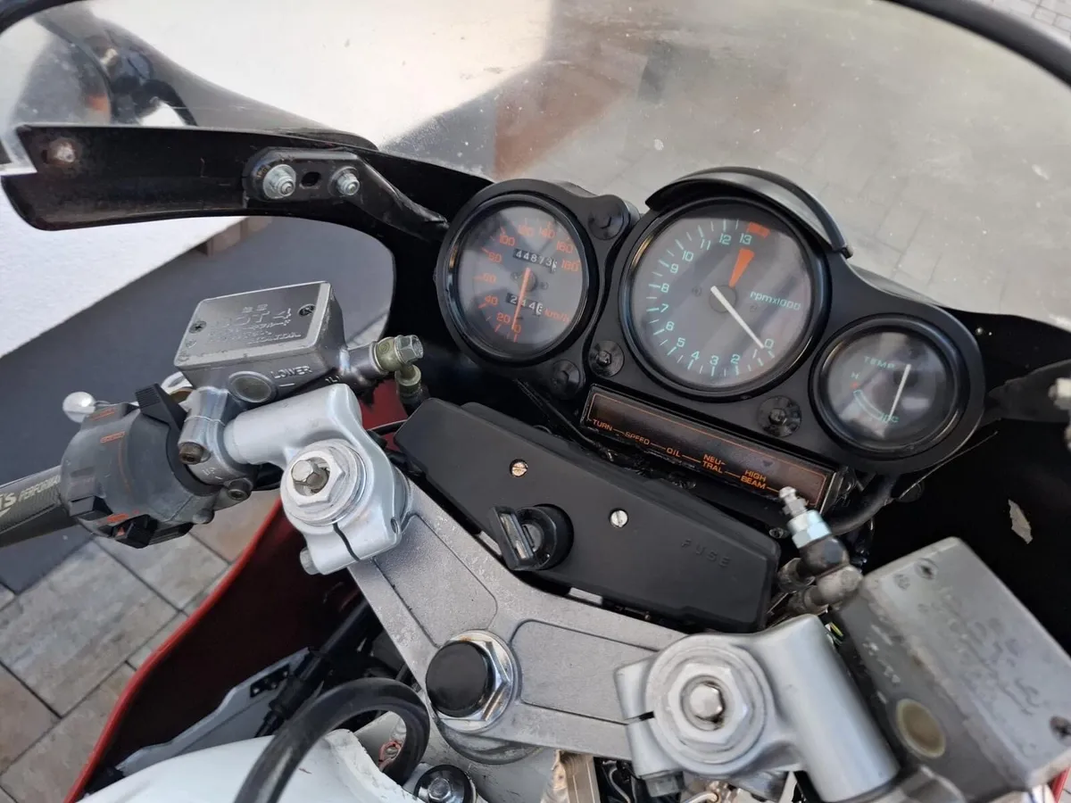Honda vfr400 nc21 magna 1100 vf1000f2 - Image 3