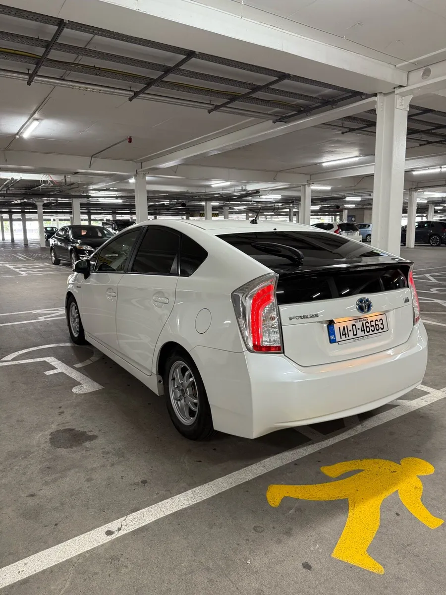 2014 TOYOTA PRIUS HATCHBACK PETROL HYBRID TAX &NCT - Image 2