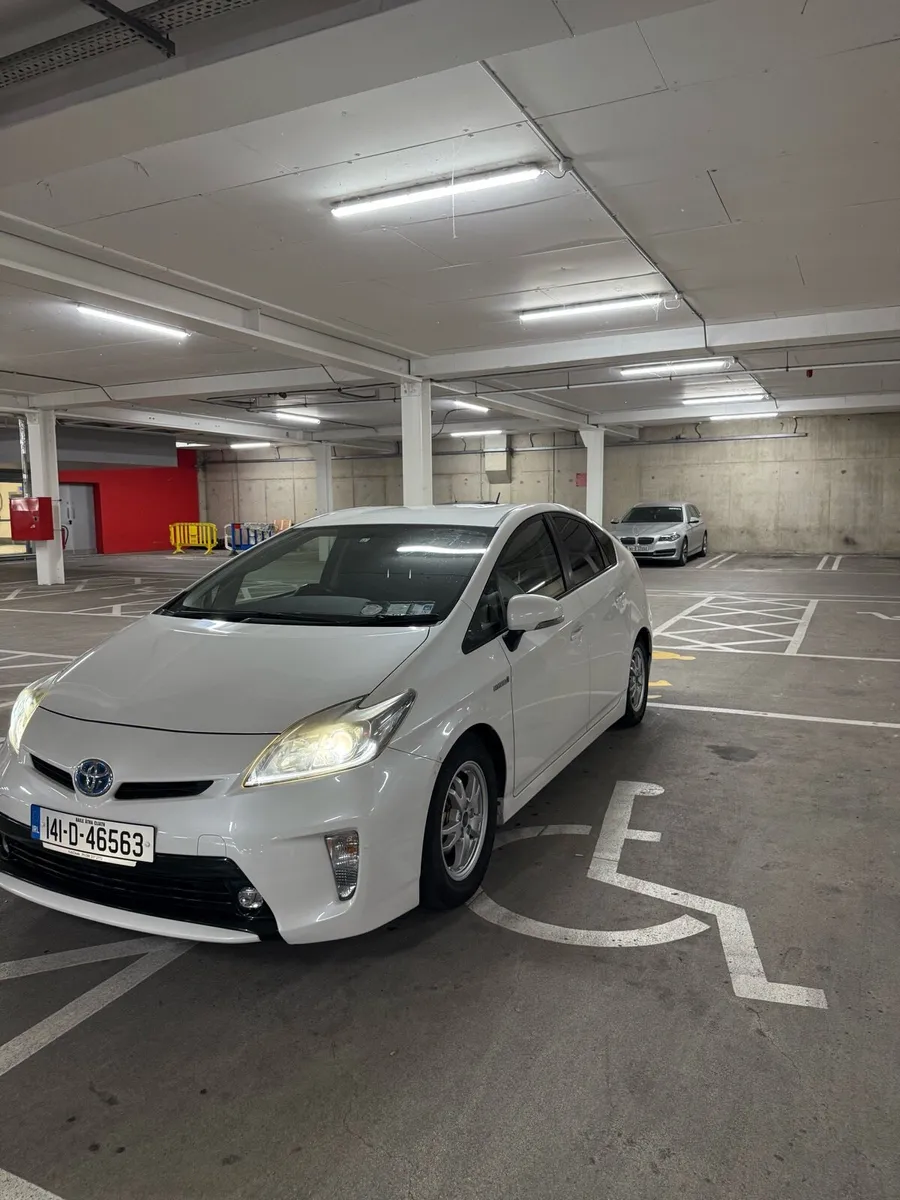 2014 TOYOTA PRIUS HATCHBACK PETROL HYBRID TAX &NCT - Image 4