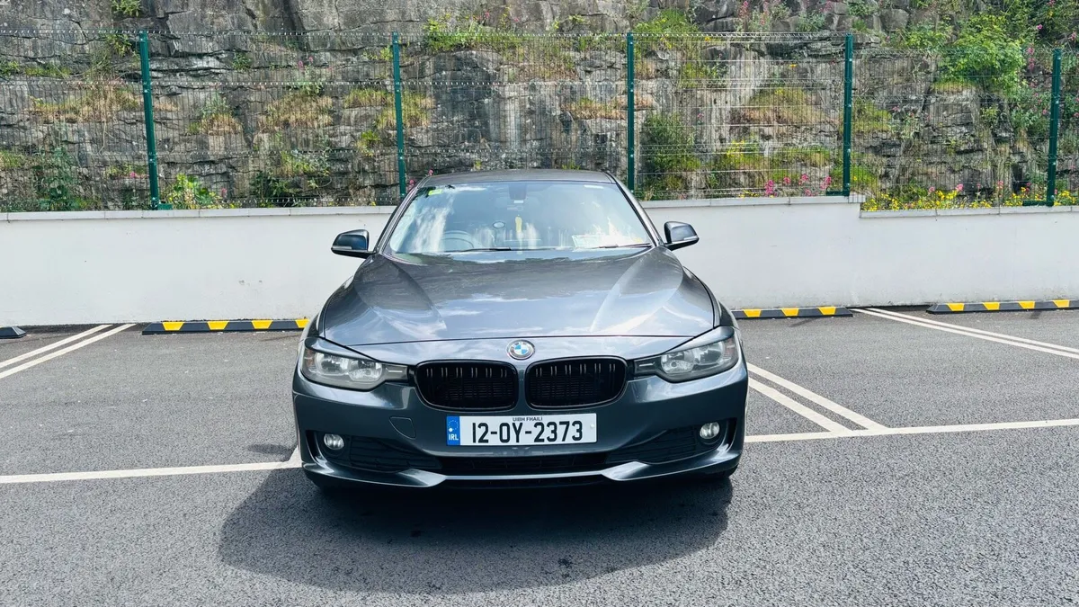 BMW 3 Series Automatic - Image 2