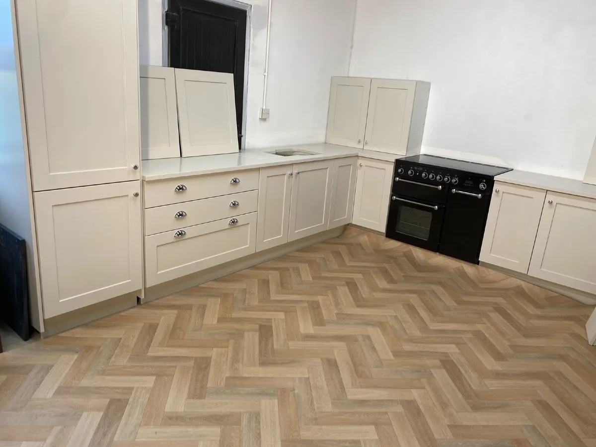 Cream Painted Kitchen  New - Image 3