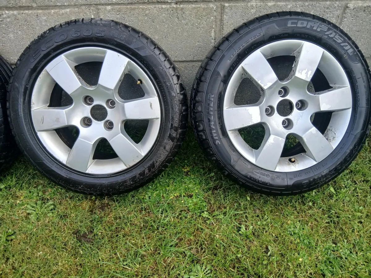 16 inch alloys with tyres, 4 stud 108 PCD - Image 3