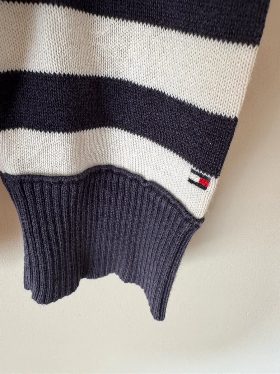 Tommy Hilfiger sweater - Image 4