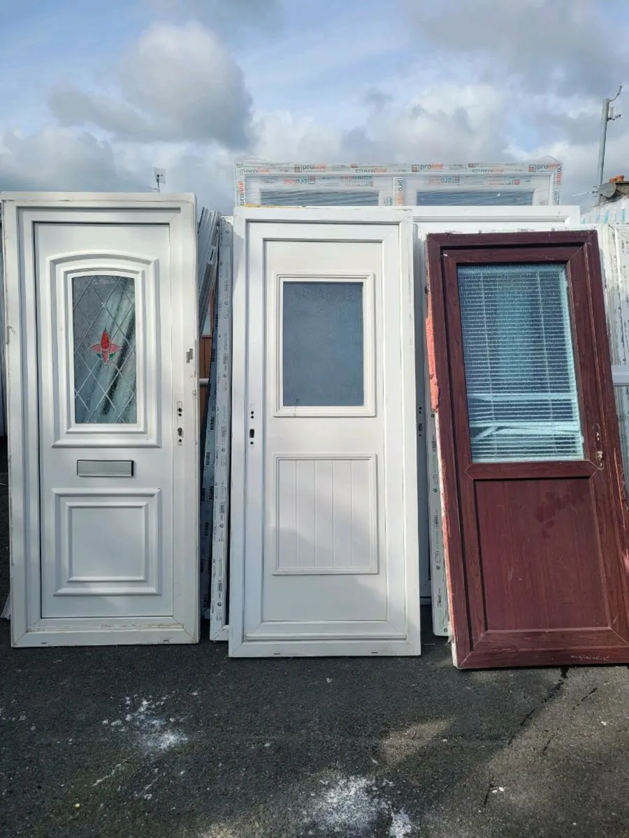 Toms pvc doors D22PP30 - Image 1