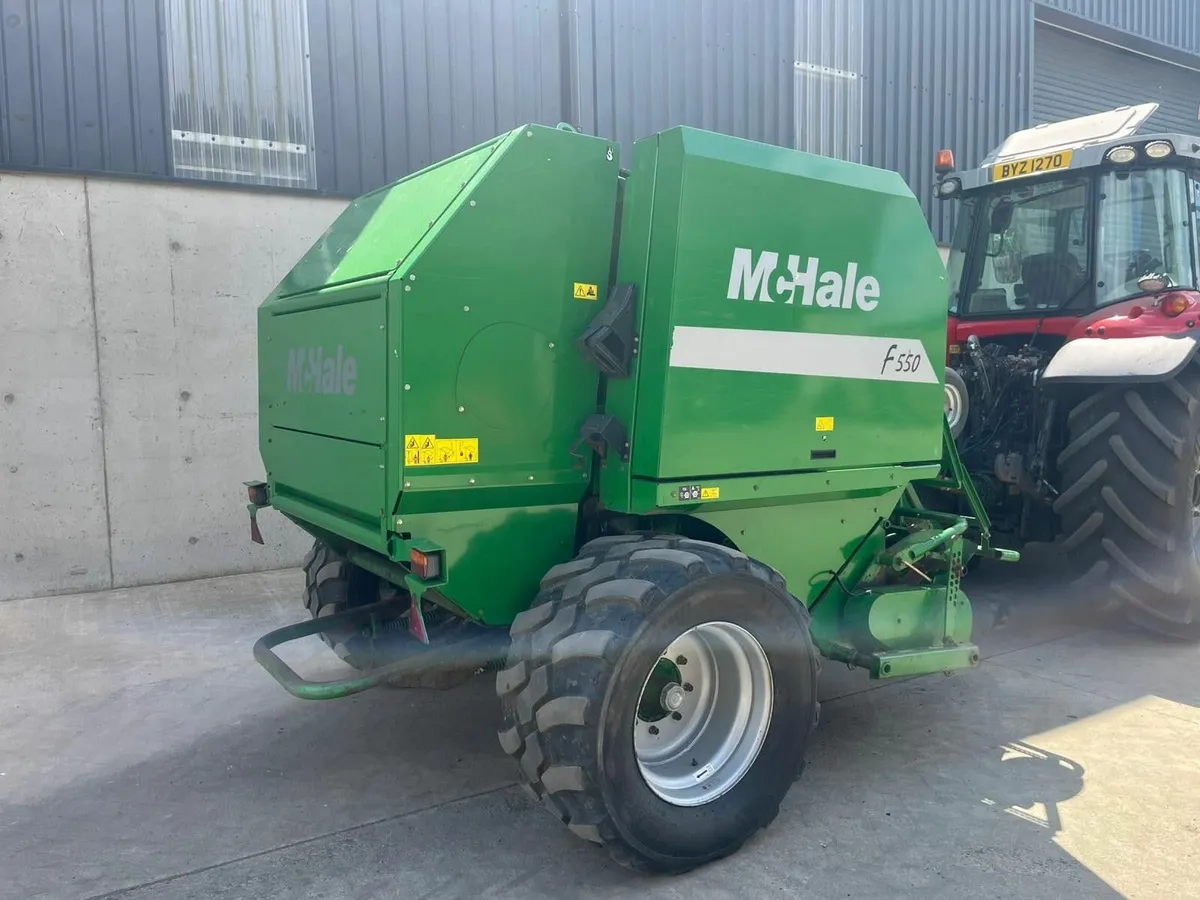 McHale F550 round baler - Image 3