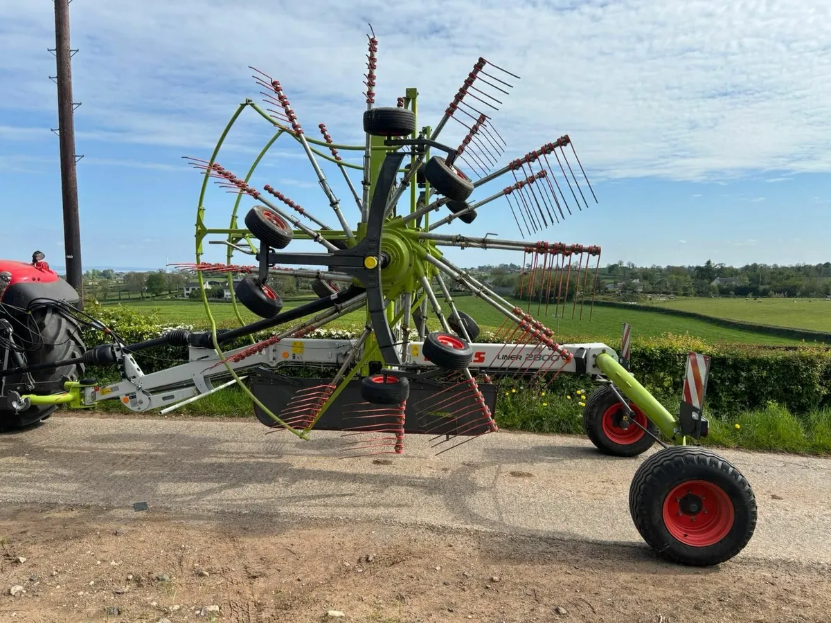 Claas 2800 rake - Image 3