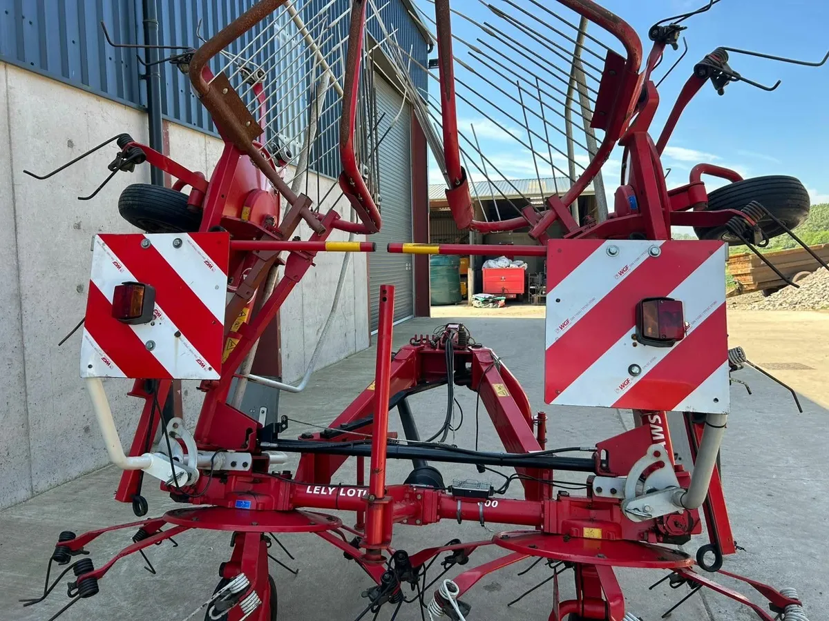 Lely 600 combi tedder - Image 1