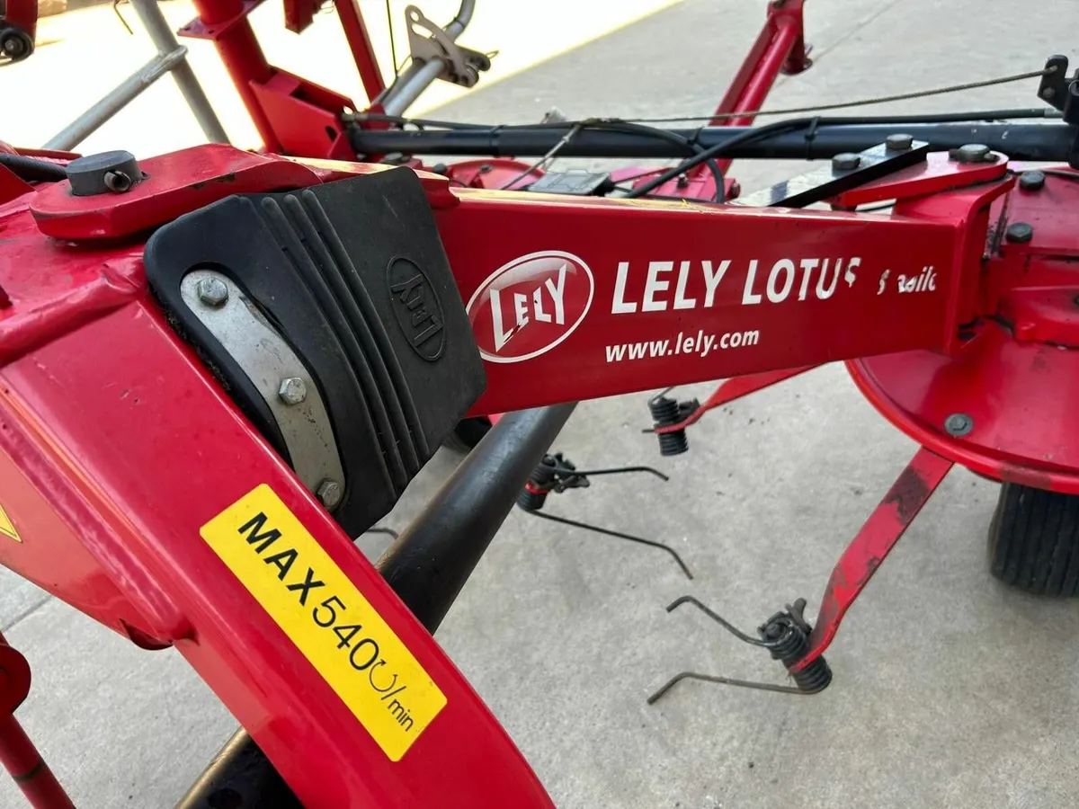 Lely 600 combi tedder - Image 2