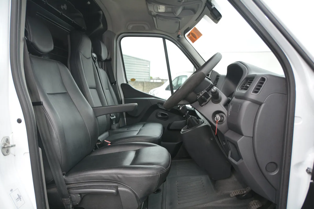 Opel Movano LWB High Roof # Dealer Serviced - Image 4