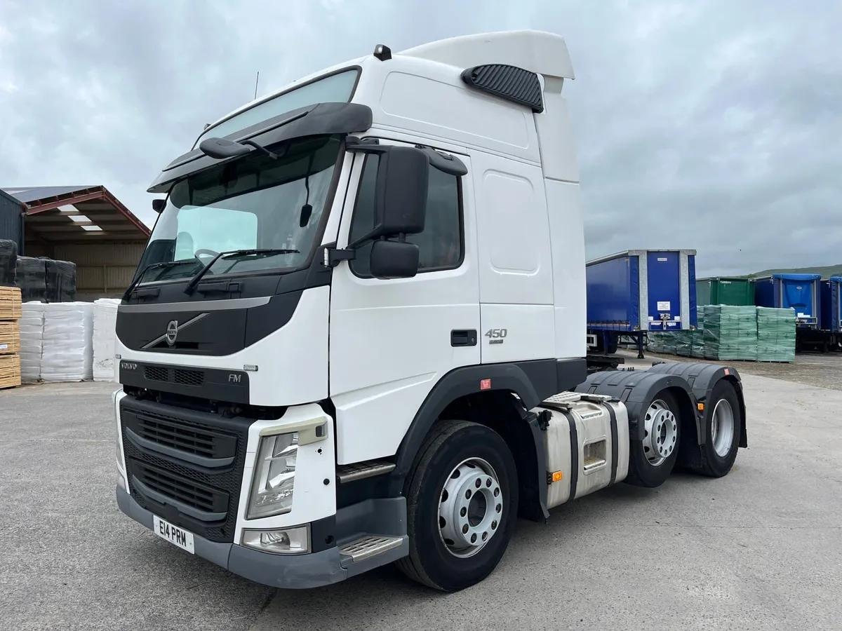 2016 Volvo FM450 6x2 Globetrotter Tractor Unit - Image 3