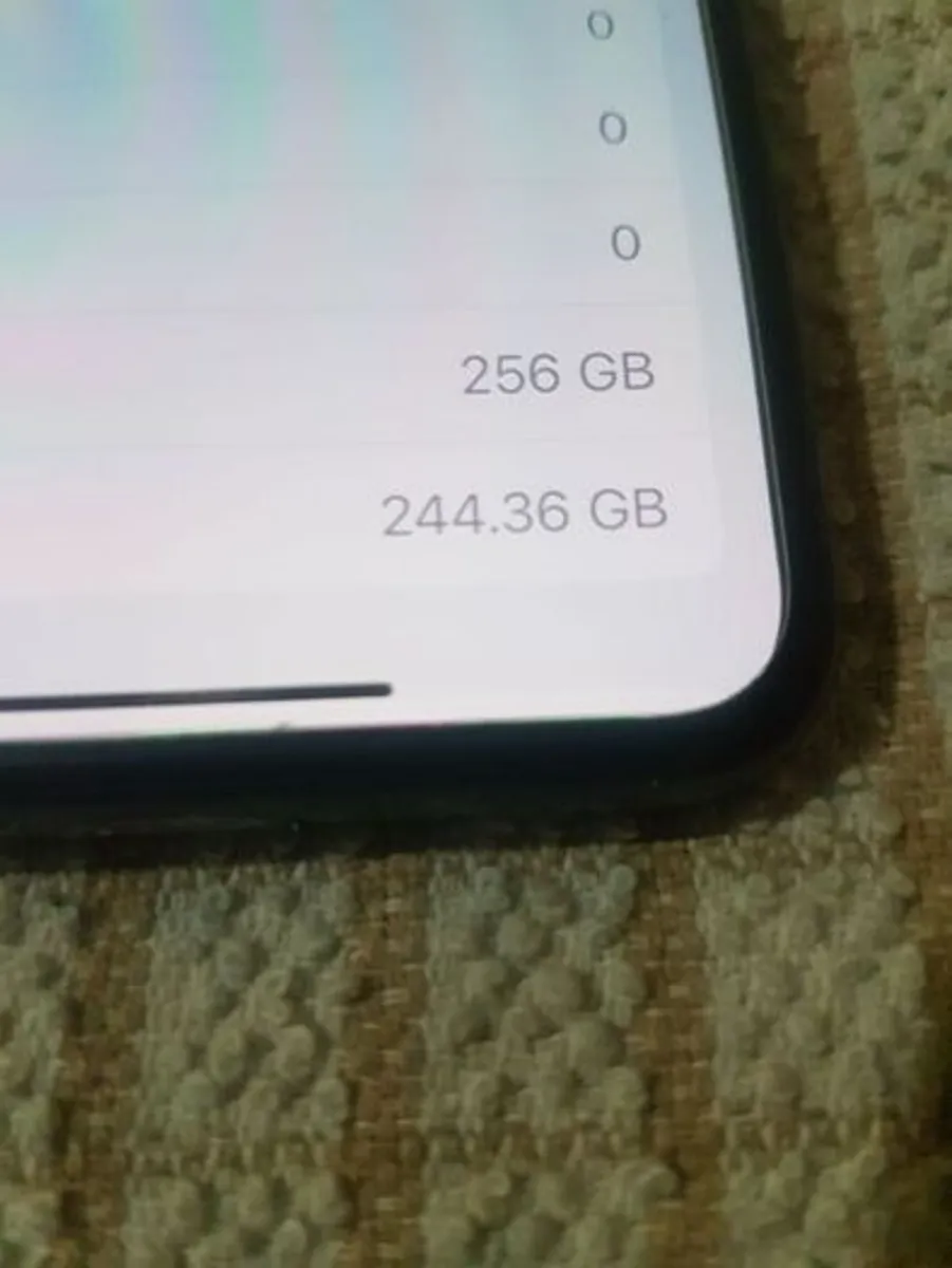 iphone X unlocked 256gb exellent cond - Image 2