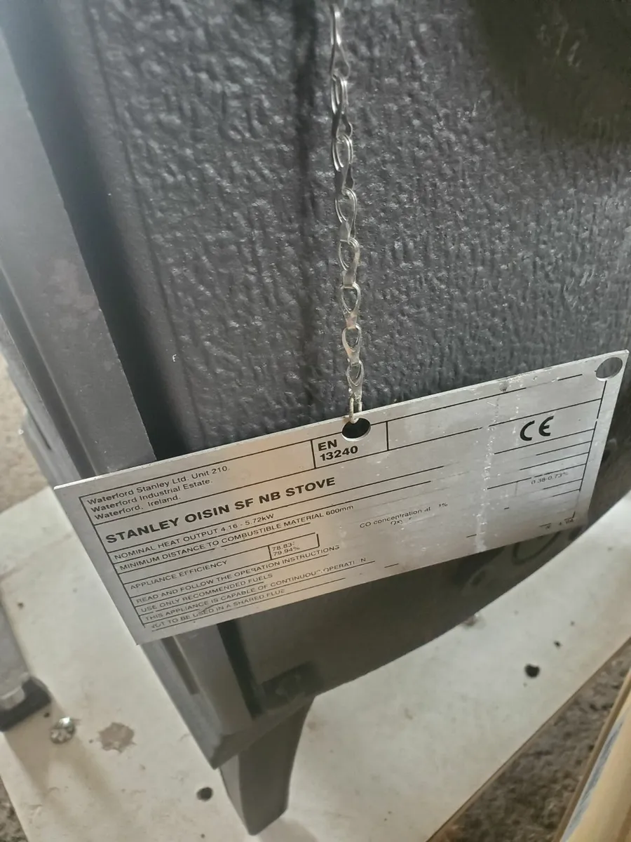 Stanley Oisin solid fuel stove as new - Image 2
