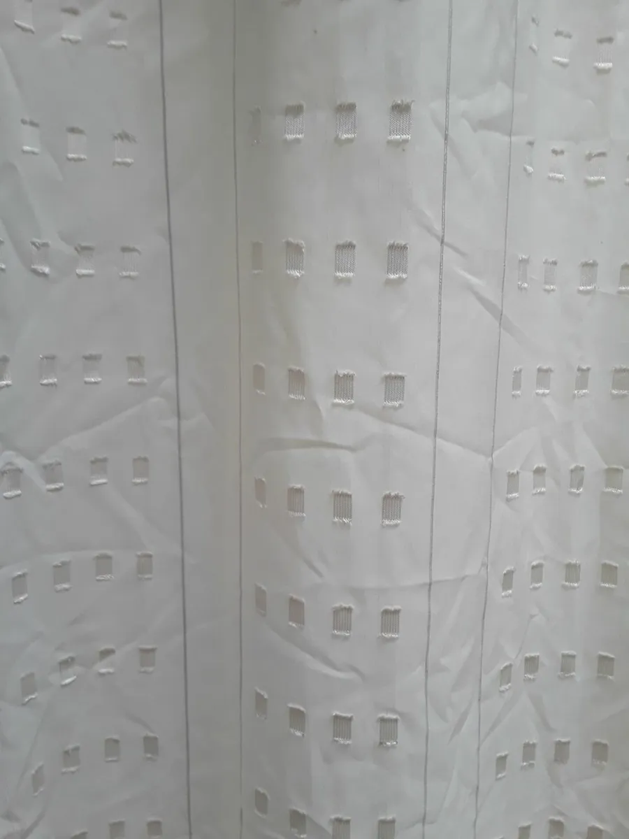Lovely large eyelet drapes 12 Rings each curtain - Image 1