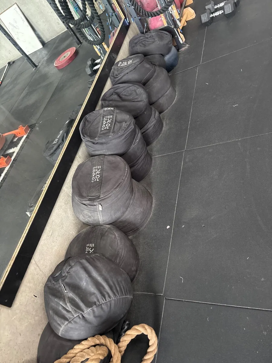 Gym equipment - Image 3