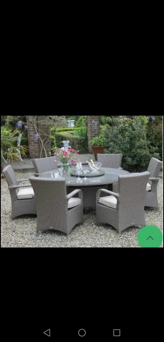 Brand New 6 Seater Rattan Set C/W Lazy Susan - Image 1