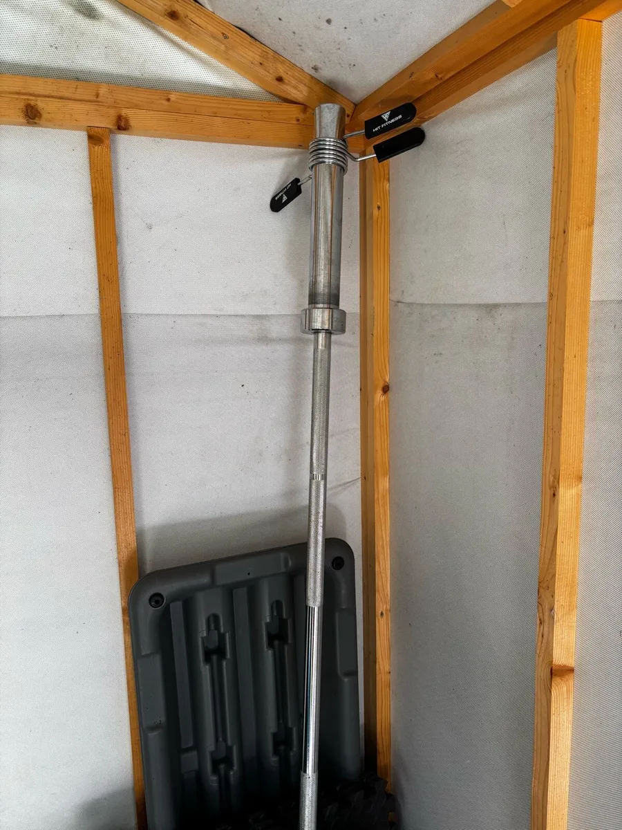 Gym equipment - Image 1