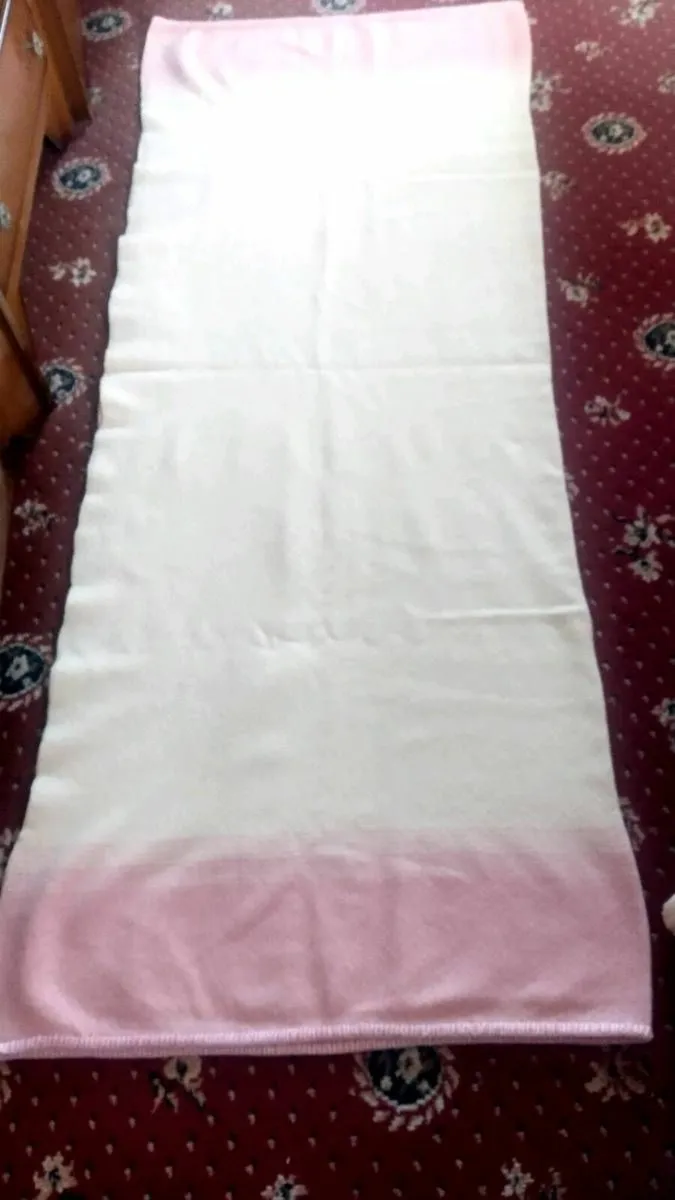 2. Vintage 1960's Ballincurrig Wool Blankets - Image 2