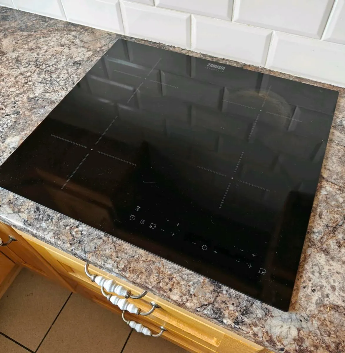 Zanussi Induction Hob - Image 3