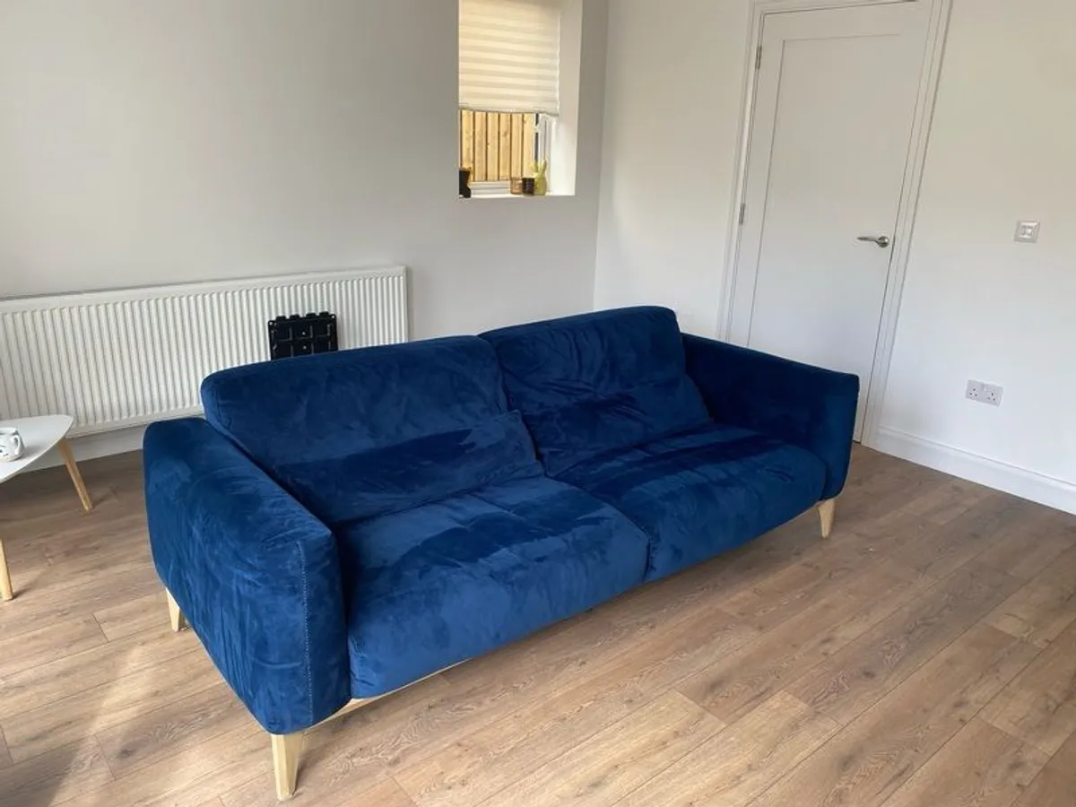 Blue velvet couch - Image 2