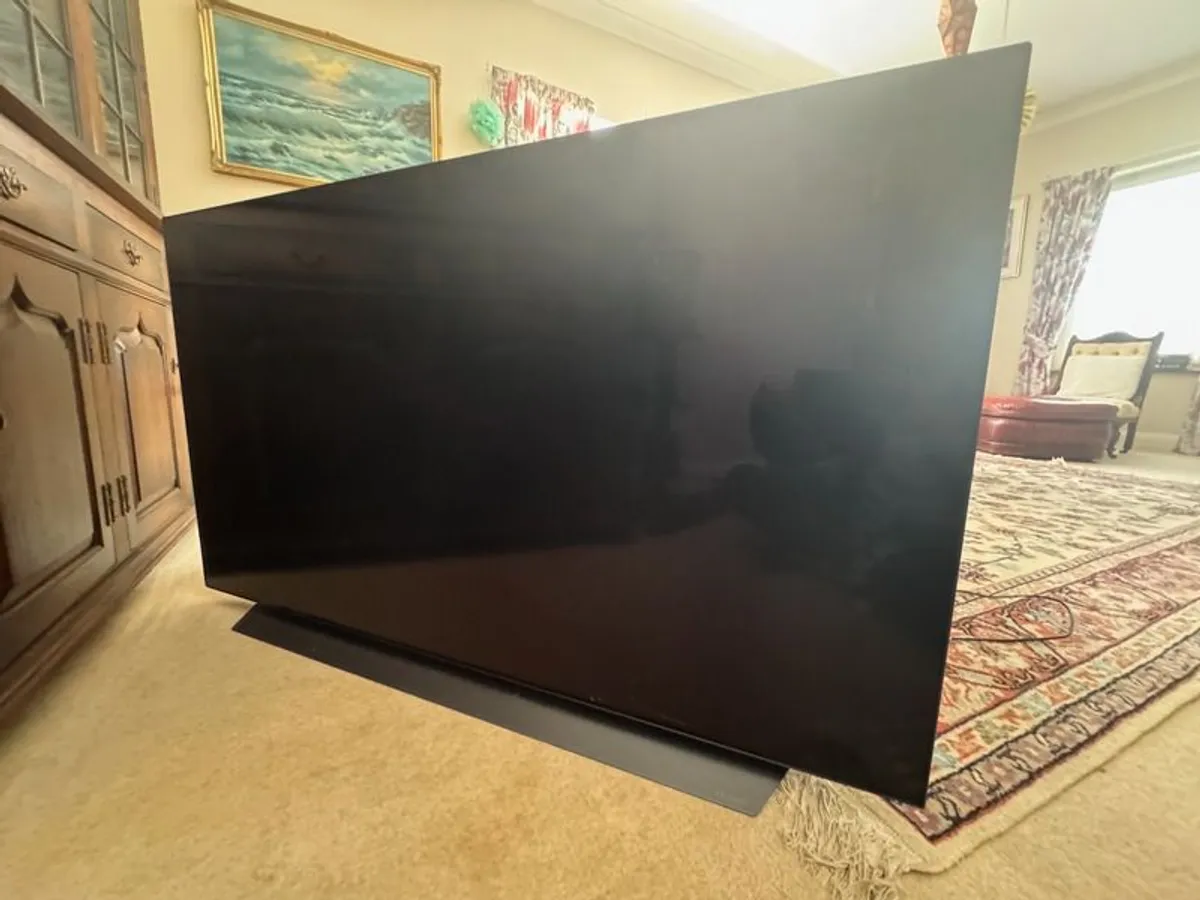 4K OLED 55" TV for parts - Image 1