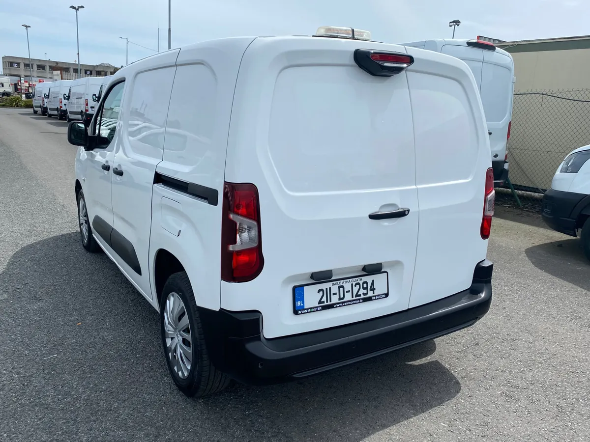 2021 Peugeot Partner Professional 1.5HDI 100BHP - Image 4