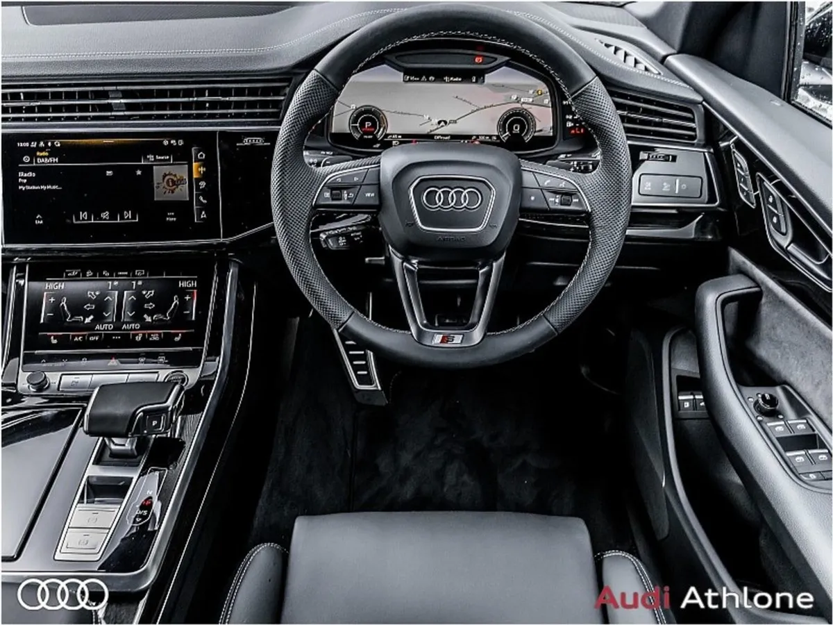 Audi Q8 3.0tfsie 483BHP Quattro Competition Tip-t - Image 2