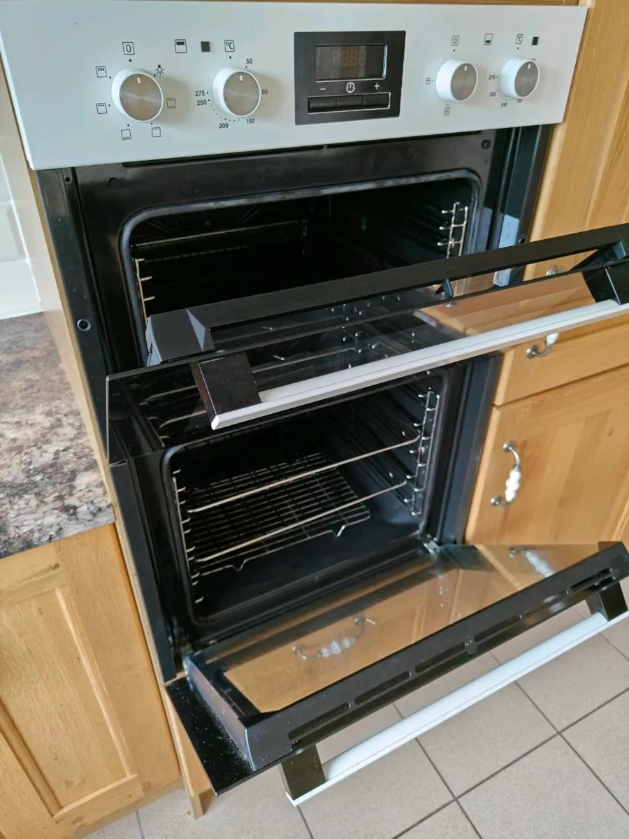 Zanussi Double Oven and Grill - Image 2
